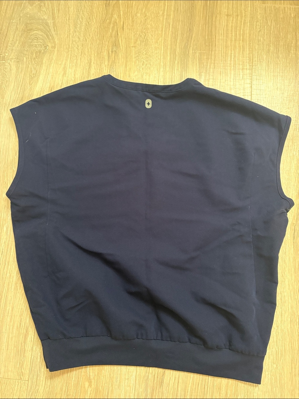 Figs Woman’s Navy V-Neck Scrub Tank - Picture 3 of 3
